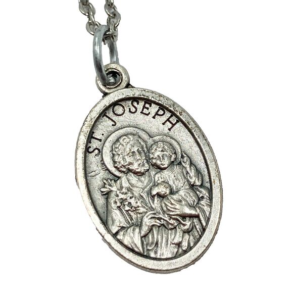 Vintage St. Joseph Medal Pendant Necklace Catholic Saint Baby Jesus Made Italy - Picture 2 of 9